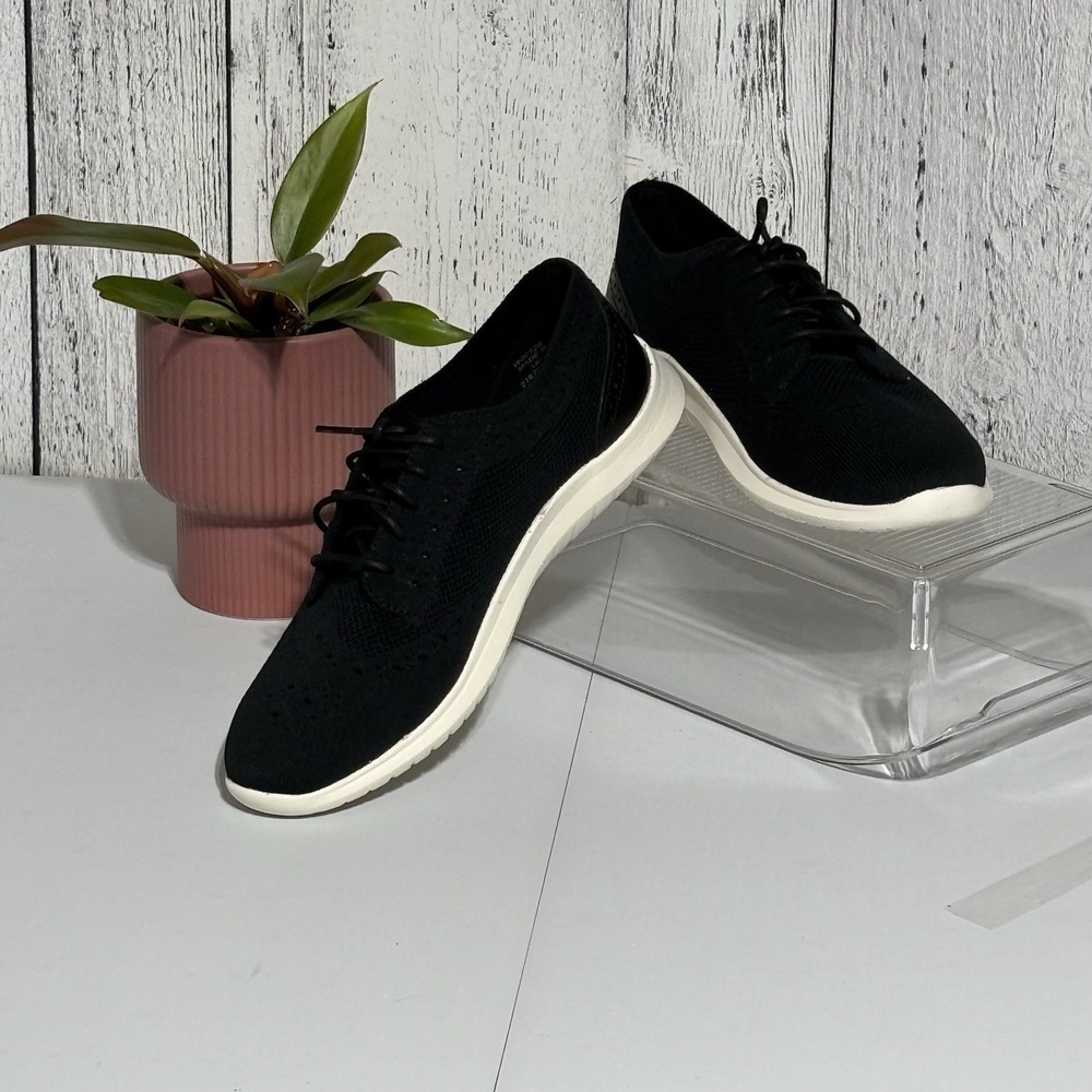 Cole Haan Women's Grand Stitchlite Wingtip Oxfords Size 9B  Black & White W30720